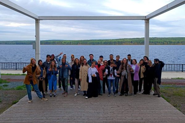 Академия стартовала 1 сентября и продлится до 15 сентября 2025 года. Заключительные концерты состоятся 12, 13, 14 сентября в Чайковском и 16, 17 сентября в Москве.