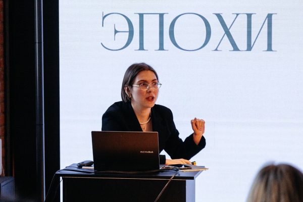 Элина Андрианова